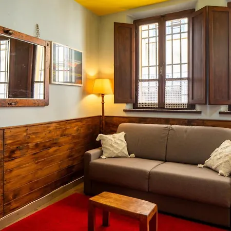 La Porta Di Destra 公寓 *