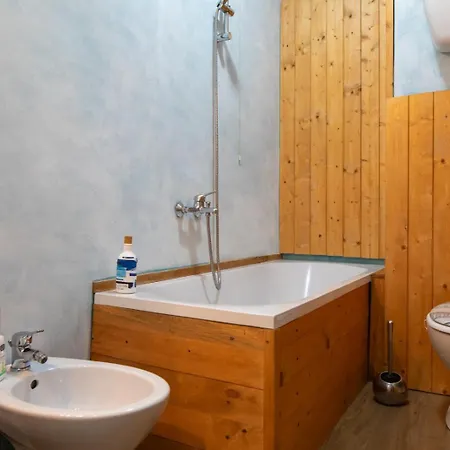 La Porta Di Destra *